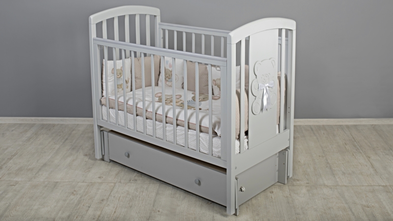 Кроватка для новорожденного Bombus Принц (маятник, ящик; цв. серый) (1)